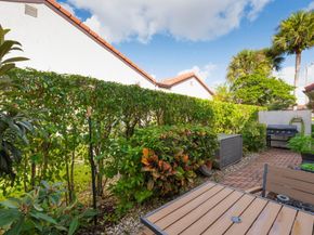 8020 Eastlake Drive # 11a, Boca Raton FL 33433