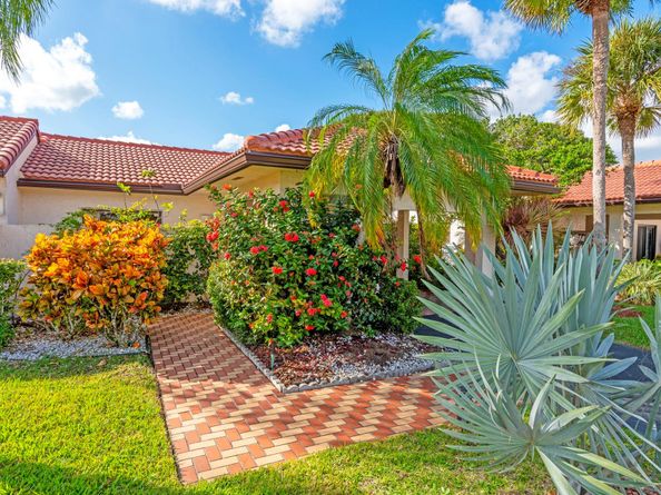 8020 Eastlake Drive # 11a, Boca Raton FL 33433