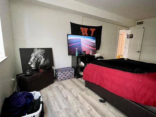 494 NW 165th Street Rd C108, Miami FL 33169