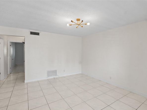 1439 S Ocean Blvd 317, Lauderdale By The Sea FL 33062