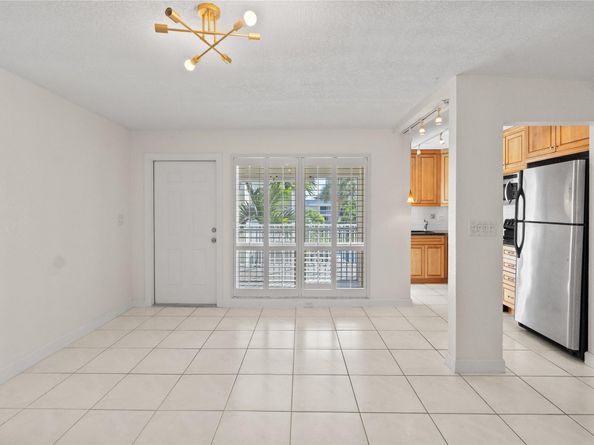 1439 S Ocean Blvd 317, Lauderdale By The Sea FL 33062