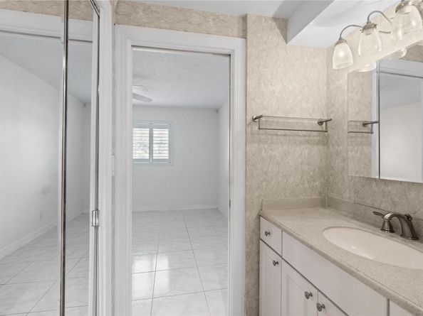 1439 S Ocean Blvd 317, Lauderdale By The Sea FL 33062