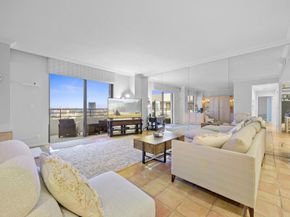 2500 Parkview Dr 2516, Hallandale Beach FL 33009