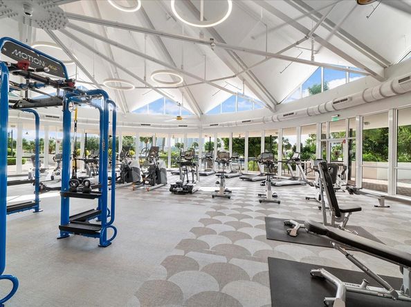 2500 Parkview Dr 2516, Hallandale Beach FL 33009