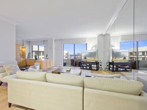 2500 Parkview Dr 2516, Hallandale Beach FL 33009