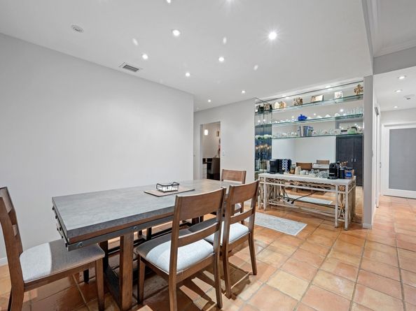 2500 Parkview Dr 2516, Hallandale Beach FL 33009