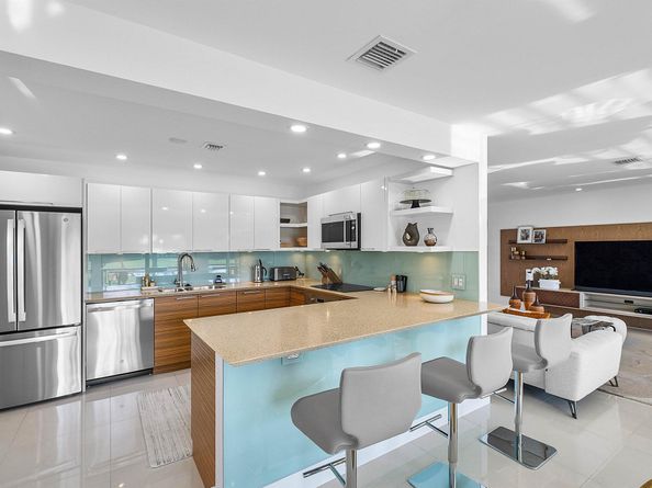 3832 Quail Ridge Drive Blue Heron, Boynton Beach FL 33436