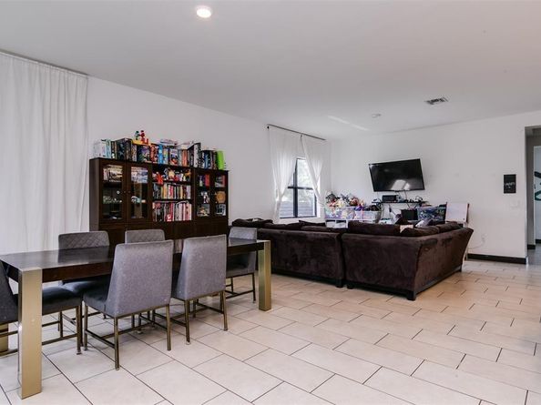 15901 SW 136th Way, Miami FL 33196