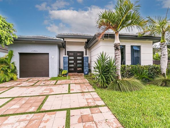 15901 SW 136th Way, Miami FL 33196