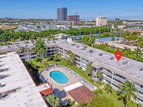 581 Blue Heron Dr 317B, Hallandale Beach FL 33009