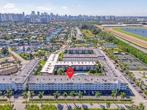 581 Blue Heron Dr 317B, Hallandale Beach FL 33009