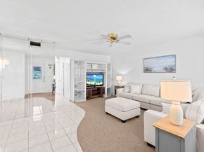 581 Blue Heron Dr 317B, Hallandale Beach FL 33009