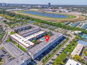 581 Blue Heron Dr 317B, Hallandale Beach FL 33009