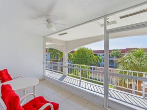 581 Blue Heron Dr 317B, Hallandale Beach FL 33009