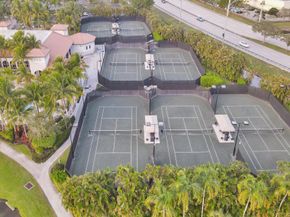 7207 Le Chalet Boulevard, Boynton Beach FL 33472