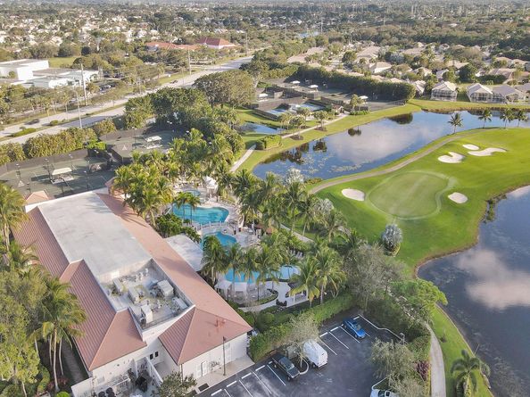 7207 Le Chalet Boulevard, Boynton Beach FL 33472