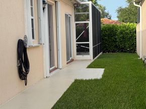 2752 Irma Lake Dr, West Palm Beach FL 33411