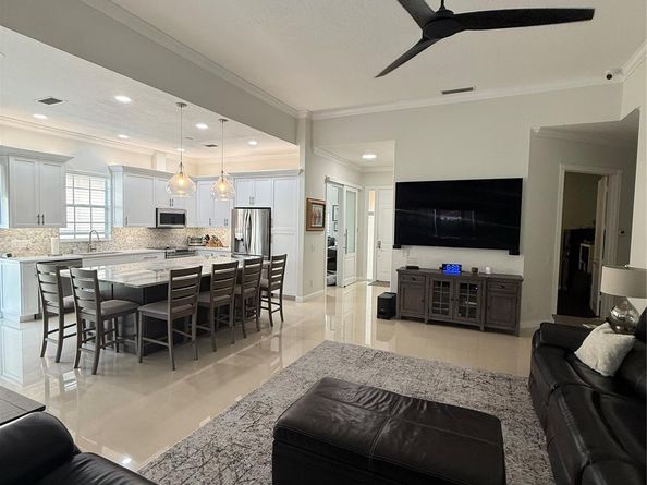 2752 Irma Lake Dr, West Palm Beach FL 33411