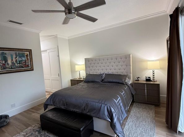 2752 Irma Lake Dr, West Palm Beach FL 33411