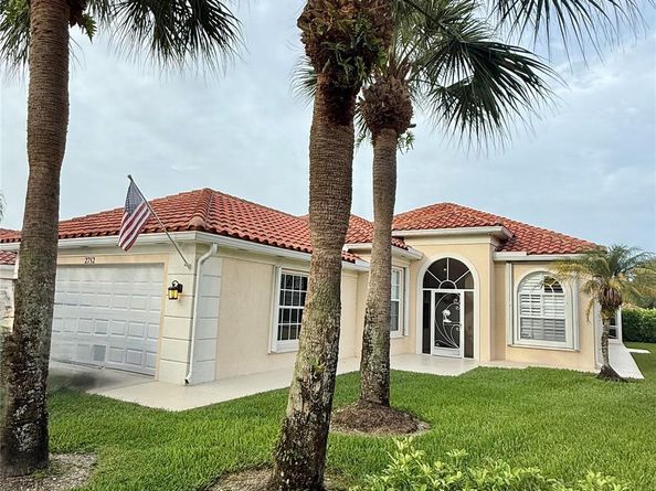 2752 Irma Lake Dr, West Palm Beach FL 33411