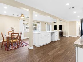 8851 NW 15th St, Plantation FL 33322