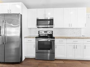 8851 NW 15th St, Plantation FL 33322