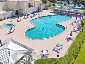 8851 NW 15th St, Plantation FL 33322