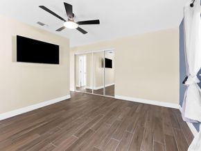 8851 NW 15th St, Plantation FL 33322