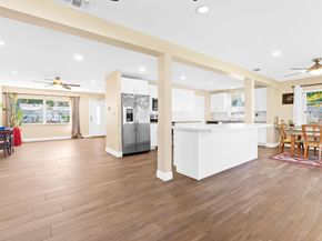 8851 NW 15th St, Plantation FL 33322