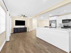 8851 NW 15th St, Plantation FL 33322