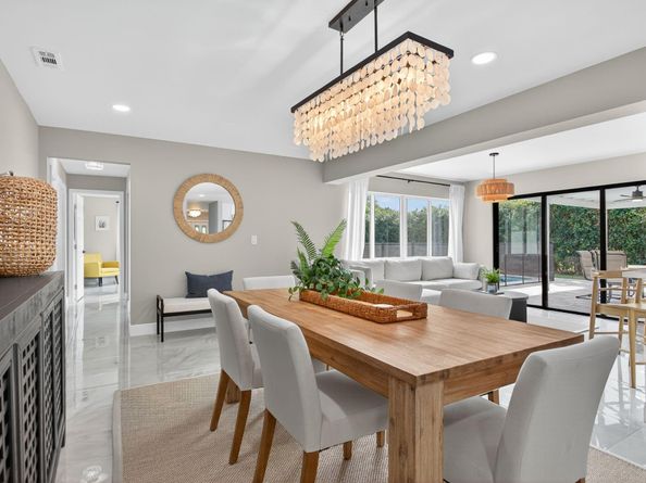 2421 NW 114th Ave, Coral Springs FL 33065