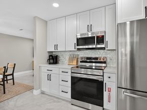 2421 NW 114th Ave, Coral Springs FL 33065