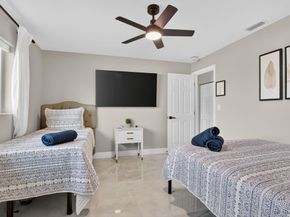 2421 NW 114th Ave, Coral Springs FL 33065