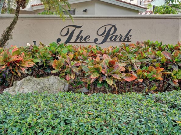 4165 Tree Tops Rd, Cooper City FL 33026