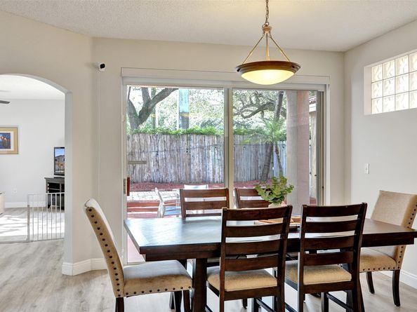 4165 Tree Tops Rd, Cooper City FL 33026