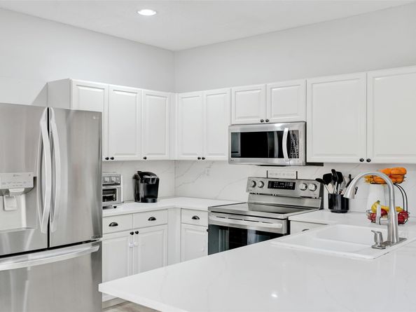 4165 Tree Tops Rd, Cooper City FL 33026