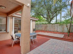 4165 Tree Tops Rd, Cooper City FL 33026