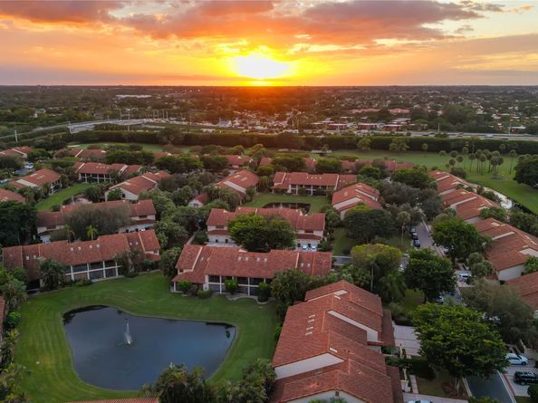 7970 La Mirada Dr 20, Boca Raton FL 33433