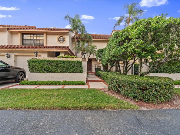 7970 La Mirada Dr 20, Boca Raton FL 33433