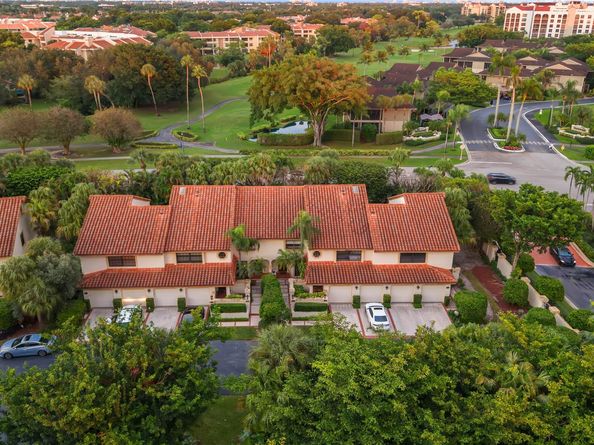 7970 La Mirada Dr 20, Boca Raton FL 33433