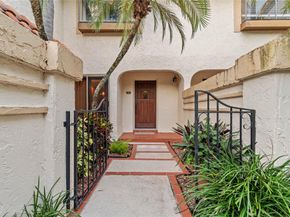 7970 La Mirada Dr 20, Boca Raton FL 33433