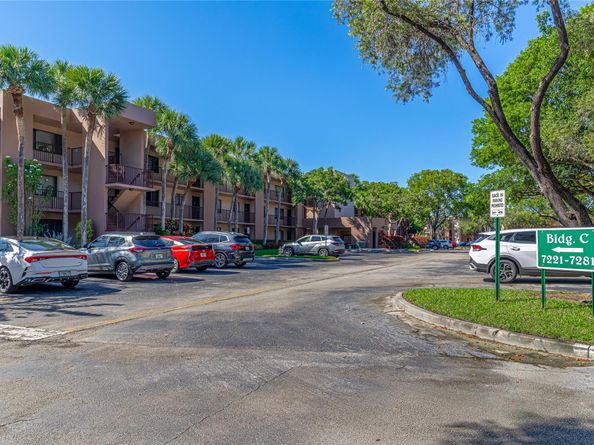 7247 Ashmont Cir 7247, Tamarac FL 33321