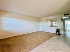 461 Wellington J, West Palm Beach FL 33417