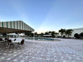 461 Wellington J, West Palm Beach FL 33417