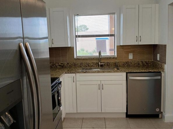 4760 Lucerne Lakes Boulevard W 405, Lake Worth FL 33467