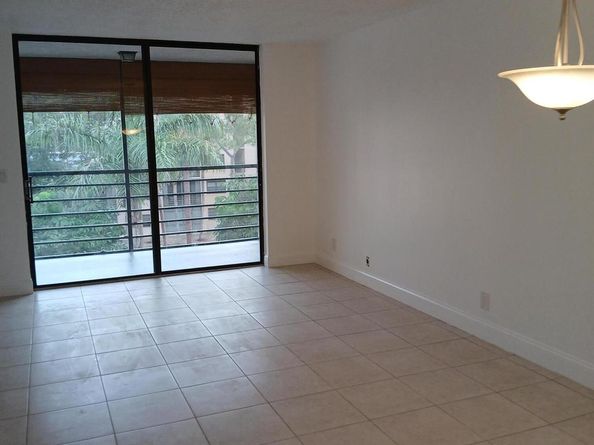 4760 Lucerne Lakes Boulevard W 405, Lake Worth FL 33467