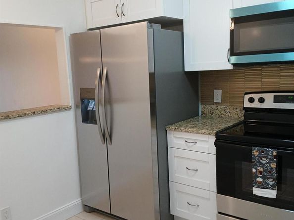 4760 Lucerne Lakes Boulevard W 405, Lake Worth FL 33467