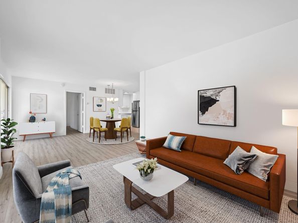 2970 NE 16th Ave 214, Oakland Park FL 33334