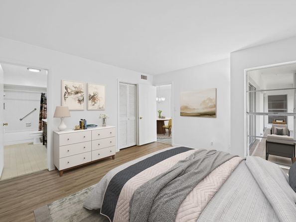 2970 NE 16th Ave 214, Oakland Park FL 33334