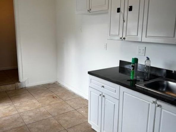 960 NW 34th Terrace, Lauderhill FL 33311